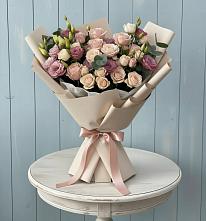 Букет цветов из:  Розы и Лизиантусы #REPLACE_PRED# Чернянке