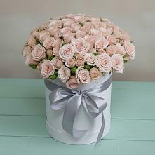 Цветочная композиция из Розы в шляпной коробке в Чернянке