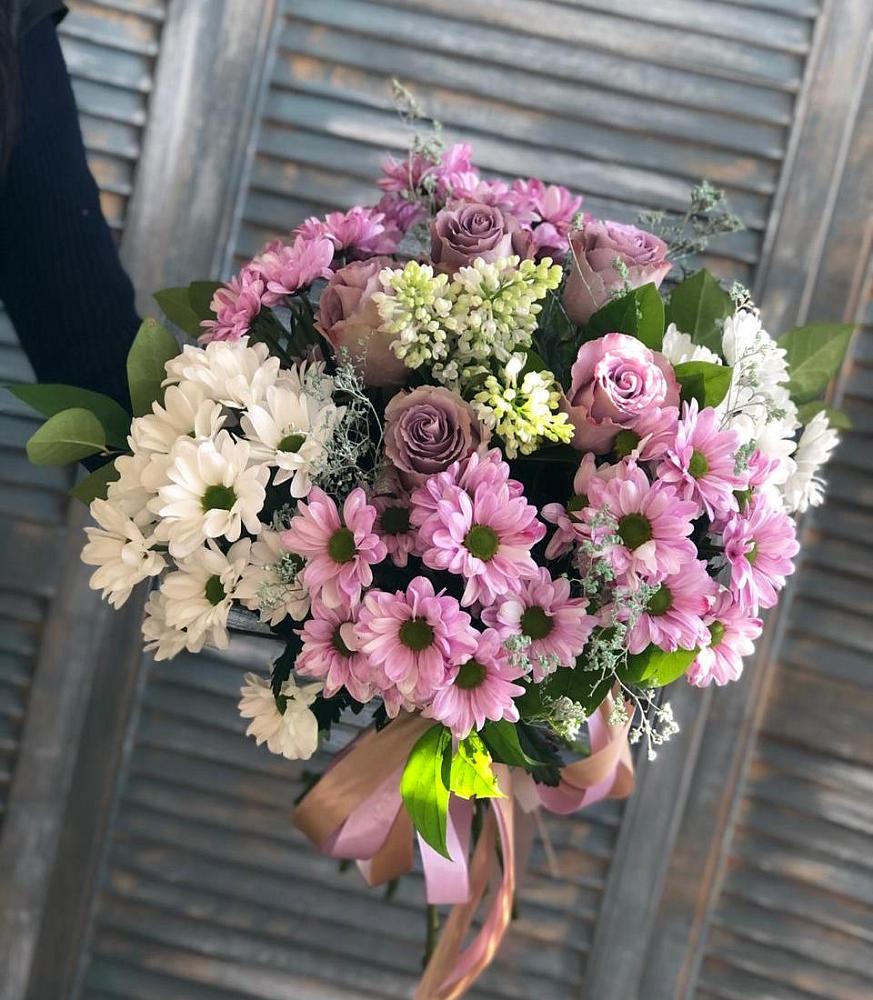 Букет цветов из: Хризантемы и Розы в Чернянке