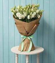 Букет цветов из:  Лизиантусы в Чернянке