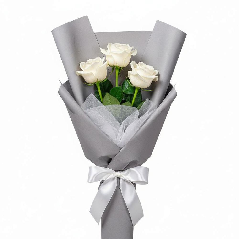 Букет 3 белые розы в Чернянке