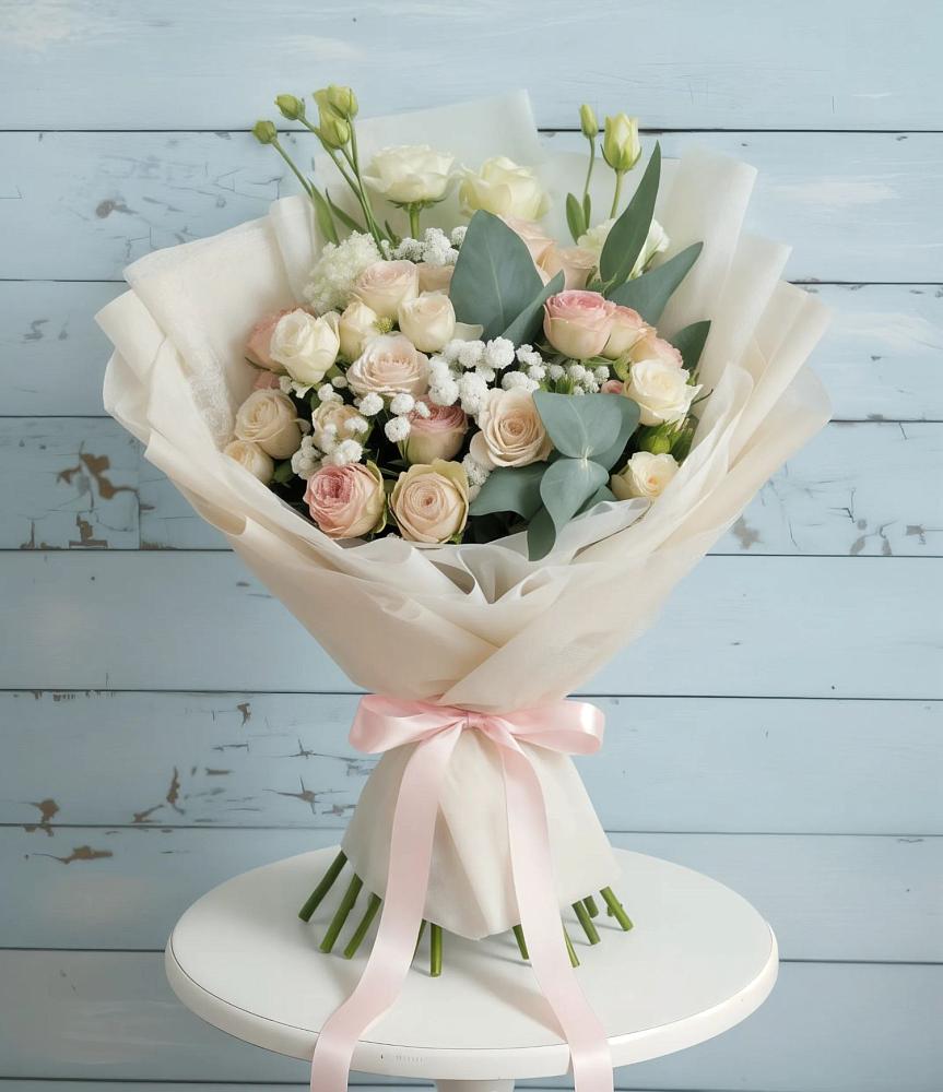 Букет цветов из: Розы и Лизиантусы в Чернянке