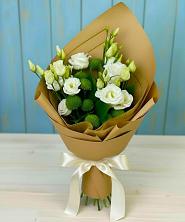 Букет цветов из:  Хризантемы и Лизиантусы в Чернянке