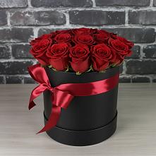 Цветочная композиция из Розы в шляпной коробке в Чернянке