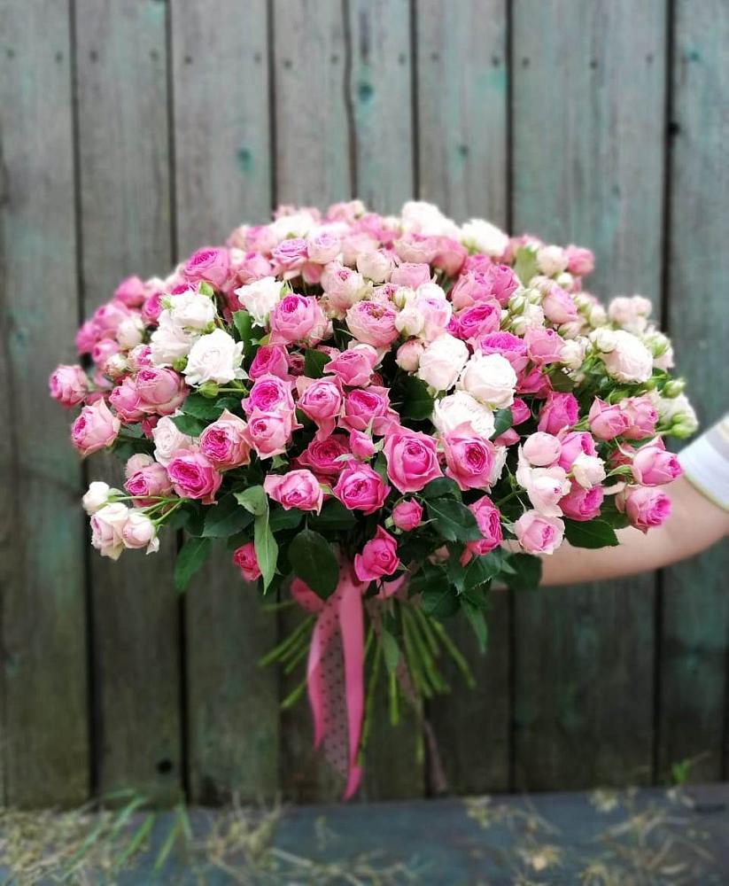 Букет Розовые кустовые розы Натали и Лав Лидия в Чернянке