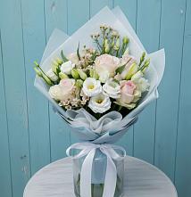Букет цветов из:  Розы и Лизиантусы в Чернянке