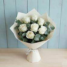 Букет Белые розы в Эвкалипте в Чернянке