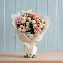 Букет цветов из:  Розы в Чернянке