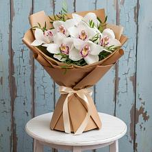 Букет цветов из:  Орхидеи и Розы в Чернянке